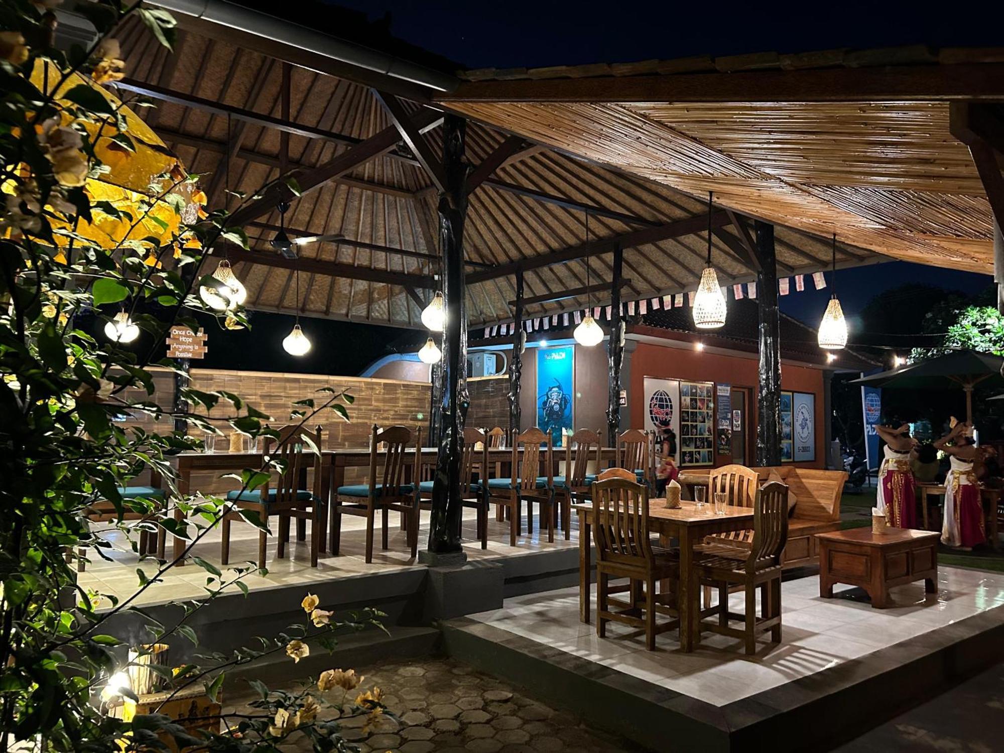 Badini Homestay Pemuteran  Luaran gambar
